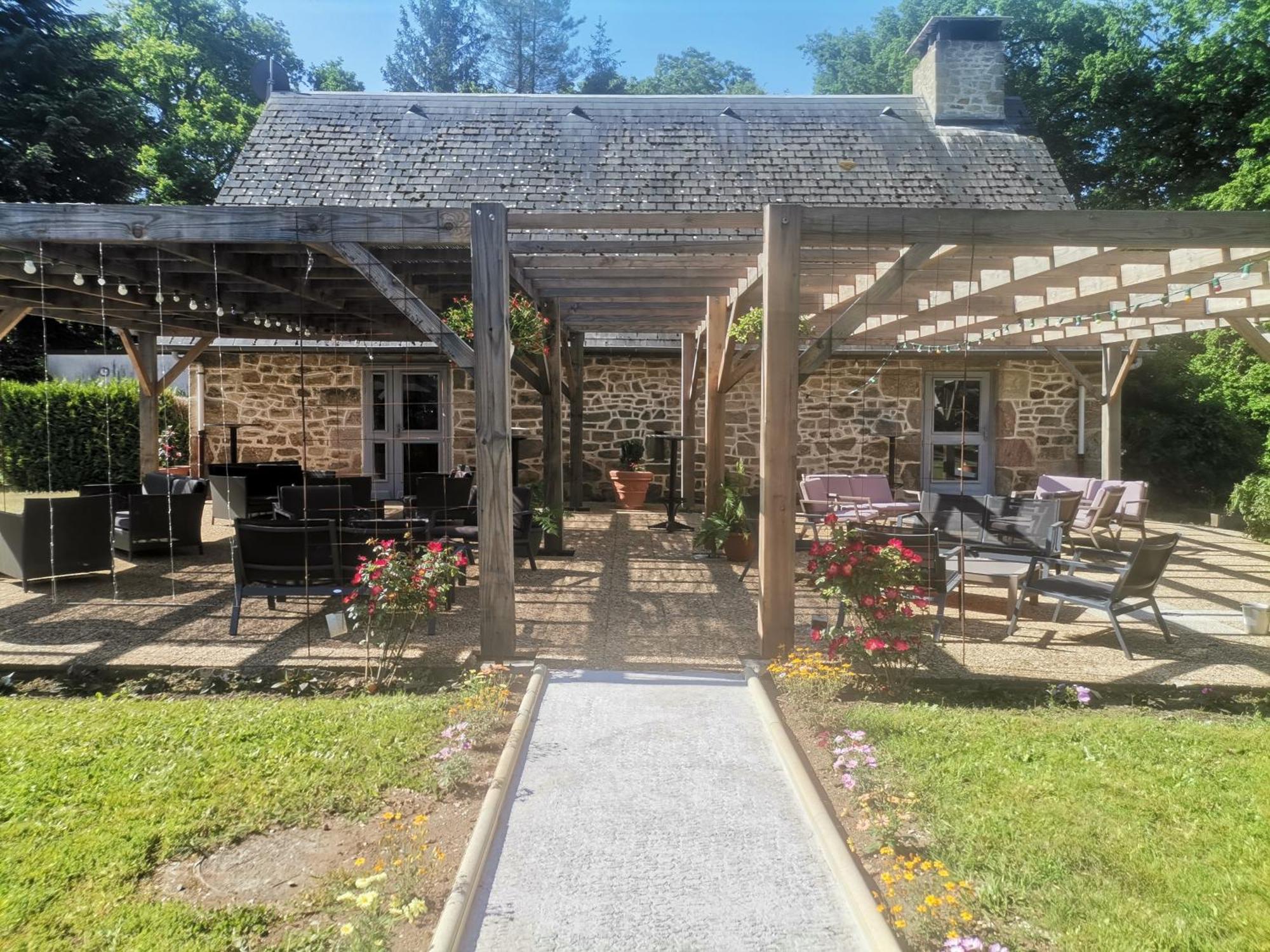 Domaine Des Etangs De Taysse Hotel Espagnac Екстериор снимка