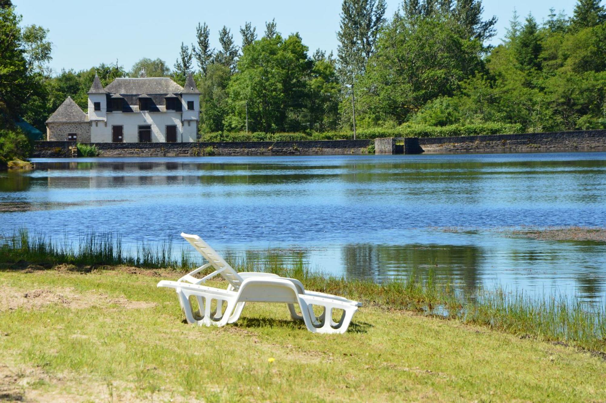 Domaine Des Etangs De Taysse Hotel Espagnac Екстериор снимка